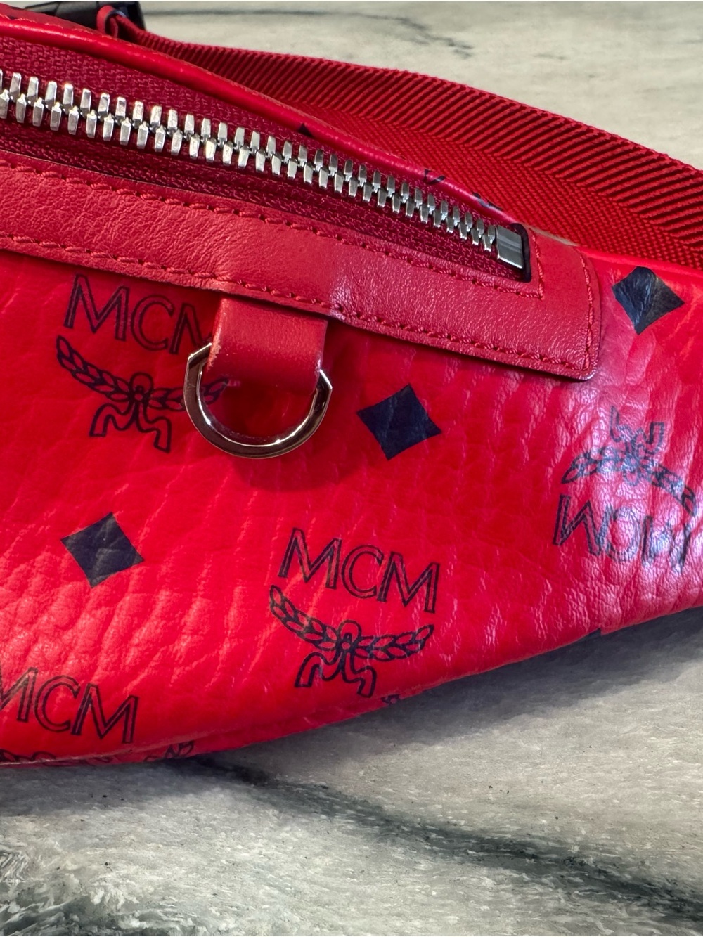 MCM Red Logo Visetos Belt Bag - Picture 2 of 11